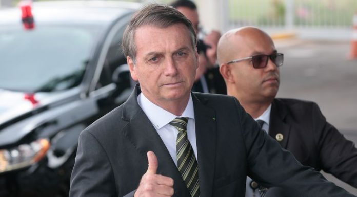 Bolsonaro nega volta do imposto sindical