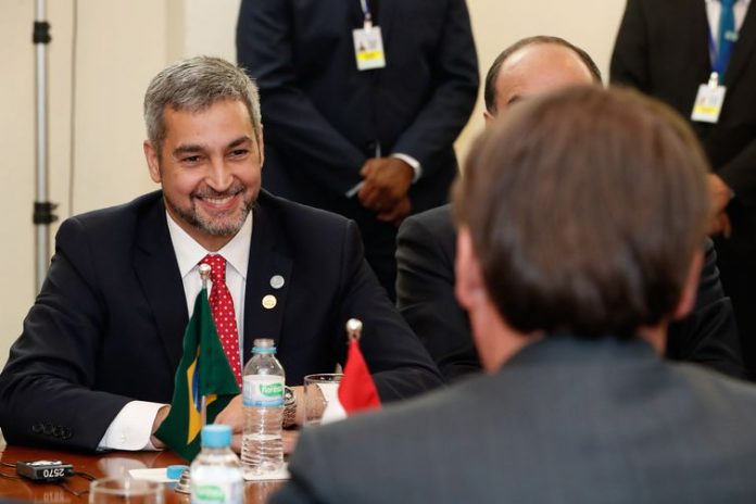 Brasil e Paraguai terão livre comércio de automóveis