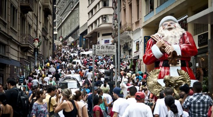 Comércio paulistano espera aumento de 3% a 7% em vendas de natal