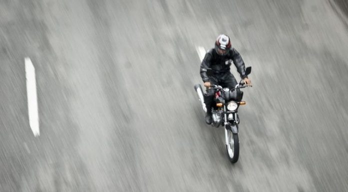 De cada dez atendimentos por acidente no SUS, oito são motociclistas