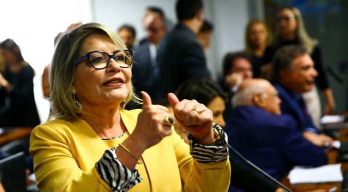 TSE cassa mandato da senadora Selma Arruda