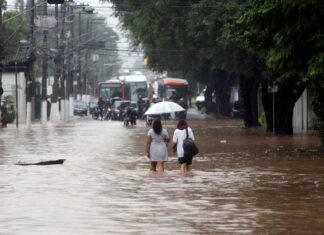 Plano diretor reabre discussão de planejamento contra enchentes em SP