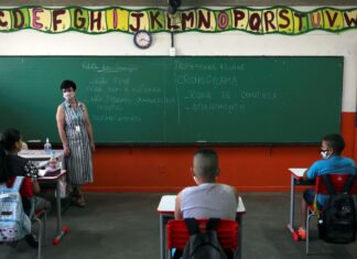 Professores da educação básica terão reajuste no piso salarial