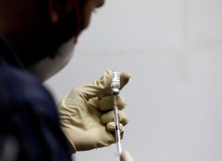 Anvisa cancela estudos clínicos da Covaxin no Brasil