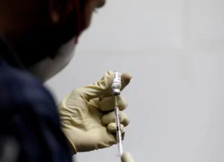 CGU multa em R$ 3,8 milhões empresa responsável pela vacina Covaxin