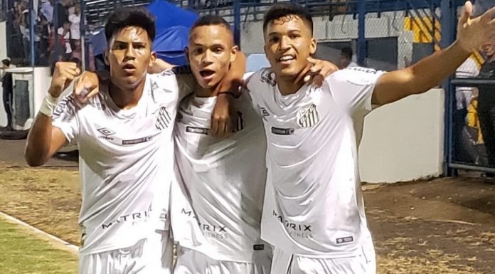 Santos estreia com goleada na Copinha