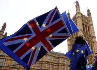 Após 47 anos de aliança, Reino Unido deixa União Europeia