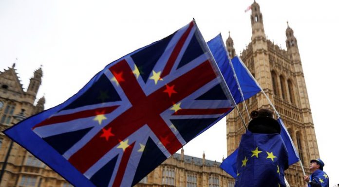 Após 47 anos de aliança, Reino Unido deixa União Europeia