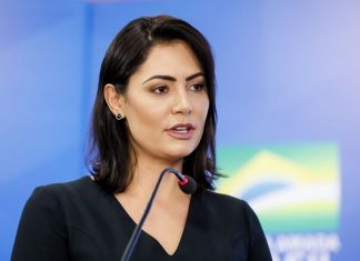 PF vai investigar o caso do envio de joias para Michelle Bolsonaro