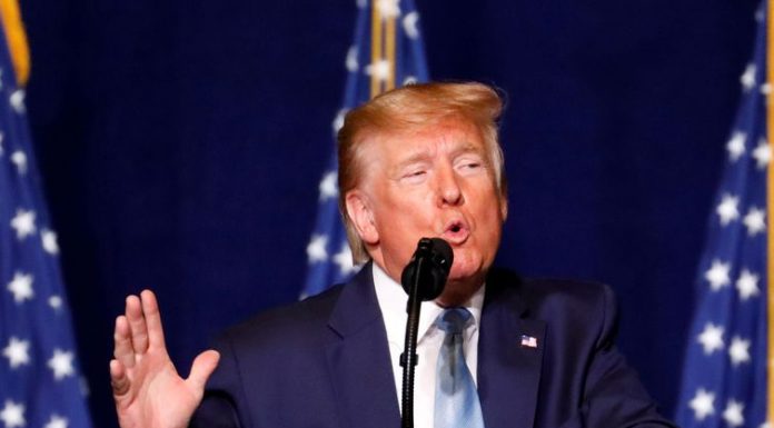 Trump ameaça atingir 52 alvos iranianos