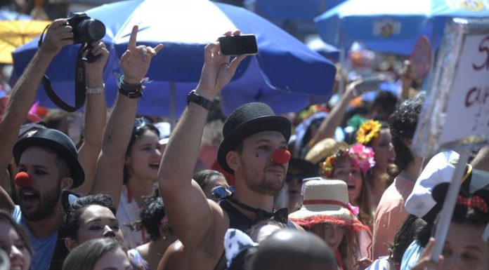 Carnaval de rua começa oficialmente em São Paulo