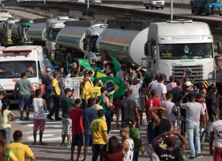 CNI reitera críticas a tabelamento de fretes rodoviários