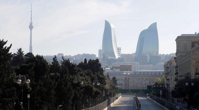 Coronavírus: GP de Baku de F1 é adiado