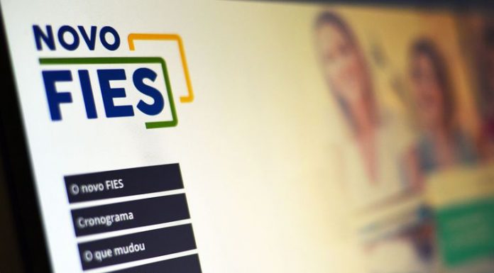 MEC prorroga por 30 dias validação de inscrição no Fies