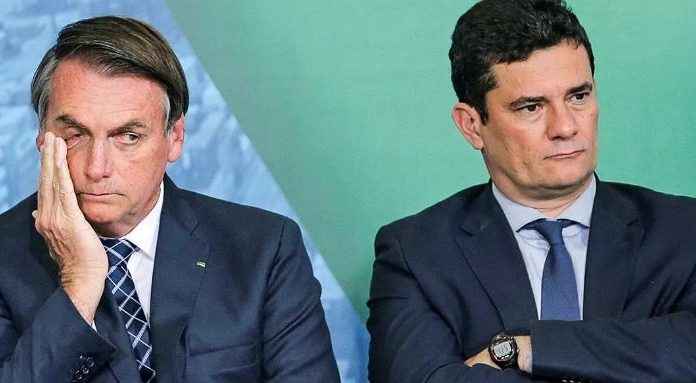 Ministro Moro ameaça pedir demissão após Bolsonaro tentar trocar diretor- geral da PF