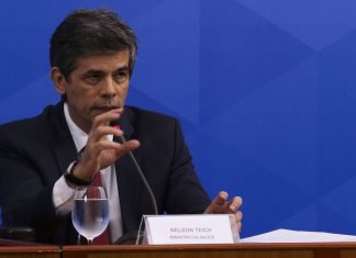 Brasil tem mais de 400 mortes por covid-19 em 24 horas