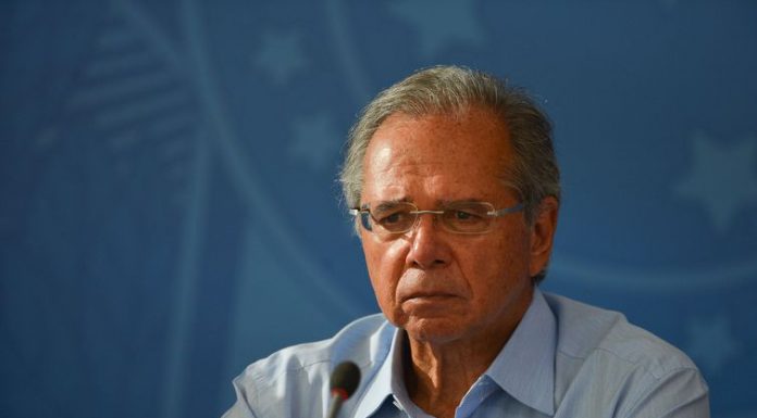 Paulo Guedes afirma que governo “mudou eixo da economia”