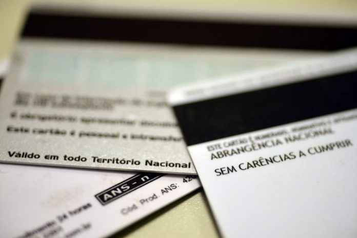 Planos de saúde manterão atendimento de inadimplentes