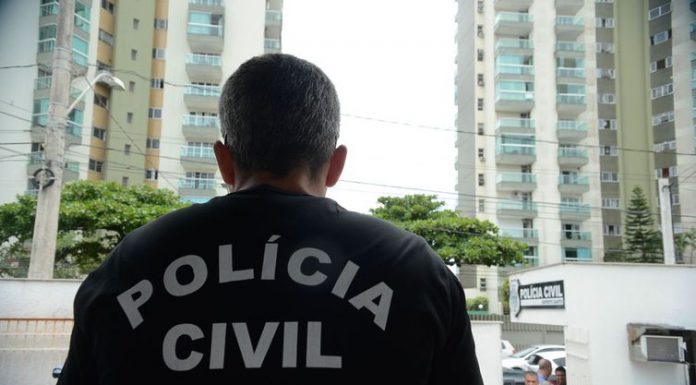 Polícia prende suspeitos de furtar 15 mil testes de coronavírus em SP