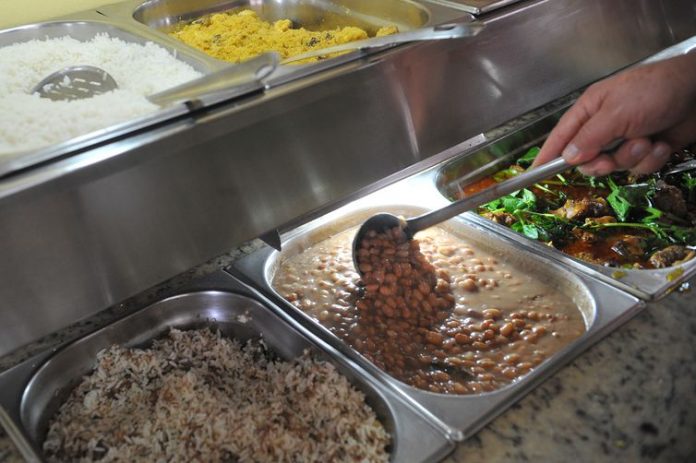Prefeitura de SP repassa merenda escolar para centros de acolhimento