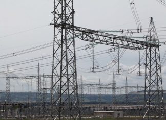 Publicada MP que isenta consumidor pobre de pagar conta de luz