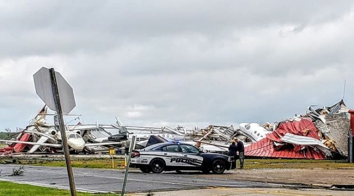Tornados matam pelo menos seis pessoas nos Estados Unidos