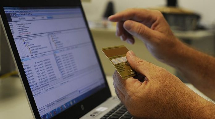 Um em cada 4 brasileiros não têm acesso à internet, mostra pesquisa