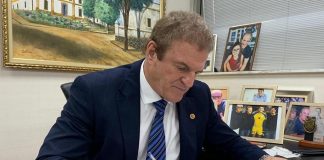Deputado Cezar solicita que Estado destina recursos para universidades criarem respiradores mais baratos