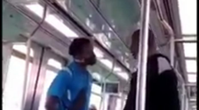 VÍDEO: Ambulante agride passageiro no Metrô de São Paulo