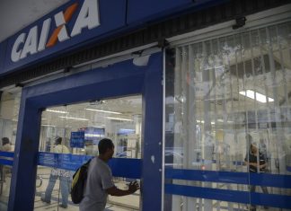 Bancos retomam atendimento nesta quarta-feira