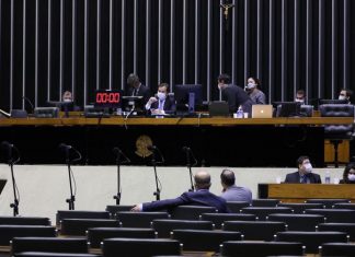 Câmara aprova em segundo turno texto-base da PEC do Orçamento de Guerra