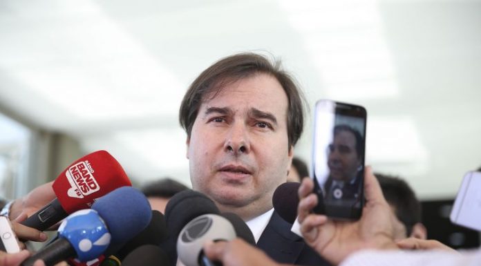 Congresso discutirá adiamento de eleições sem prorrogação de mandato