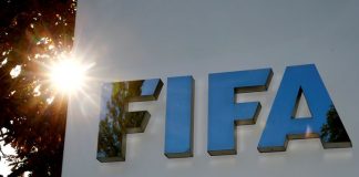 Fifa autoriza cinco substituições por jogo até fim do ano