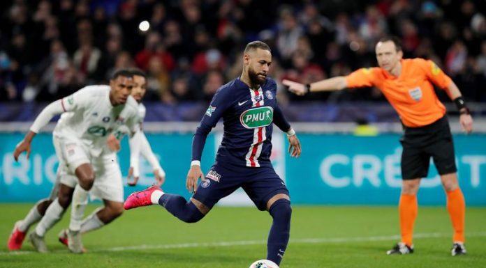 Neymar não aceita proposta de renovação do PSG, diz jornal