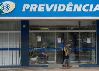 Projeto aprovado na Câmara dispensa perícia de doenças graves no INSS