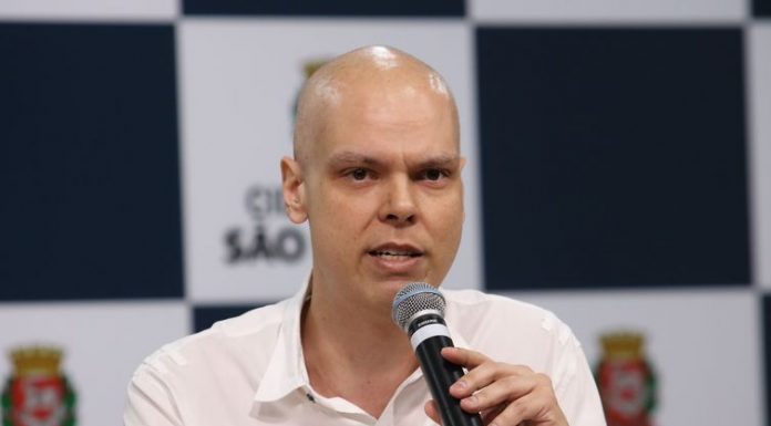 SP: prefeitura firma protocolos para usar UTI de 7 hospitais privados