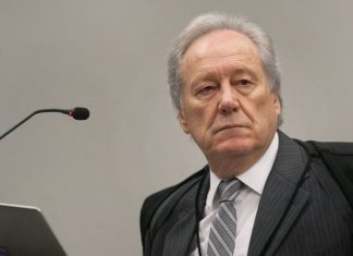 STF: Lewandowski autoriza divulgação de exames de Bolsonaro