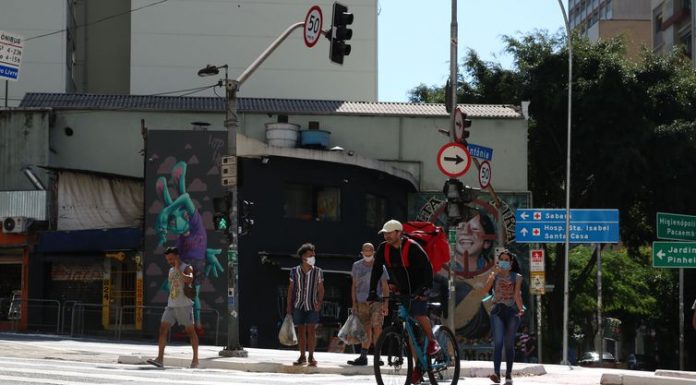 Uso de máscaras nas ruas de SP será obrigatório a partir de 7 de maio