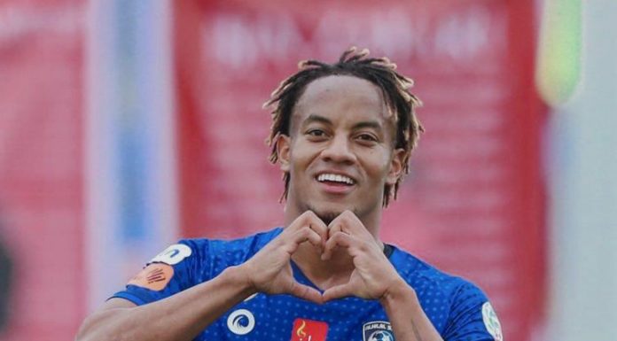 Carrillo confia na Seleção Peruana no confronto com a Brasileira