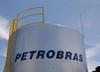 Petrobras anuncia aumento da gasolina e do diesel em refinarias