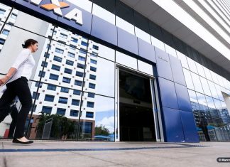 Nascidos em abril podem sacar primeira parcela de auxílio hoje