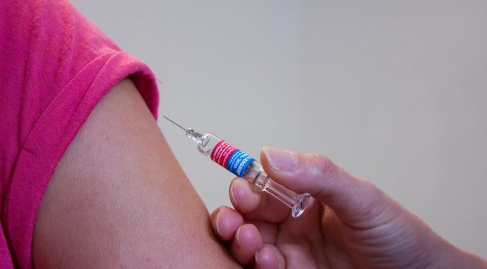 Prefeitura de Carapicuíba realiza campanha de vacinação contra Meningite