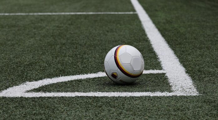 Clássicos sem público marcam rodada da volta do futebol no PR e em PE
