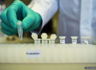 Covid-19: Brasil tem 1,96 milhão de casos e 75,3 mil mortes