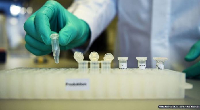 Covid-19: Brasil tem 1,96 milhão de casos e 75,3 mil mortes
