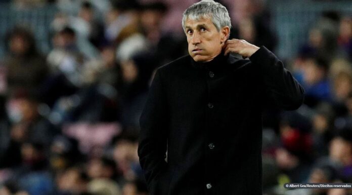 Barcelona demite técnico espanhol Quique Setién