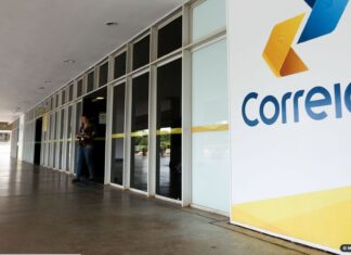 Parte dos trabalhadores dos Correios faz greve por tempo indeterminado