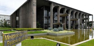 Ministério da Justiça compartilha dossiê com STF e PGR