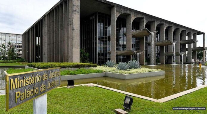 Ministério da Justiça compartilha dossiê com STF e PGR