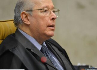 Celso de Mello antecipa aposentadoria do STF